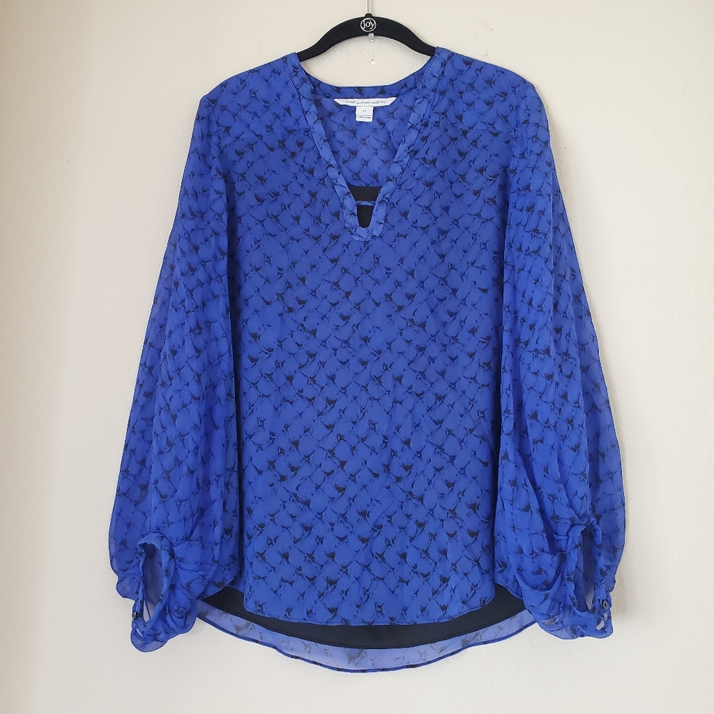 DVF Diane Von Furstenberg Tanyana  Printed Chiffon Blue Black Silk Blouse Top 12